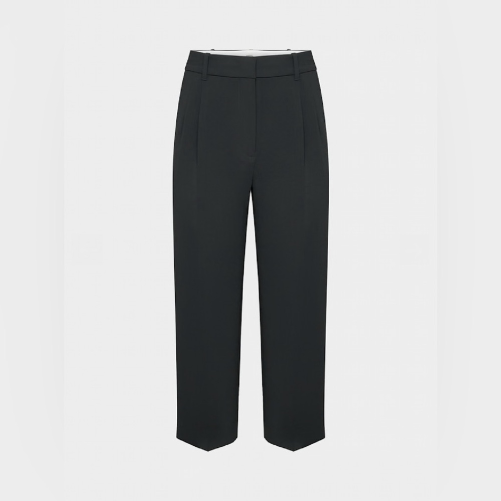 Aritzia Wilfred Effortless Cropped Crepette pants
